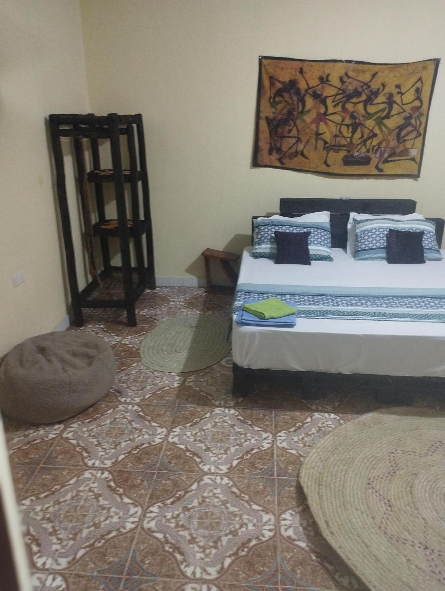 Luca&Irina Airport Comfort Zanzibar Extérieur photo
