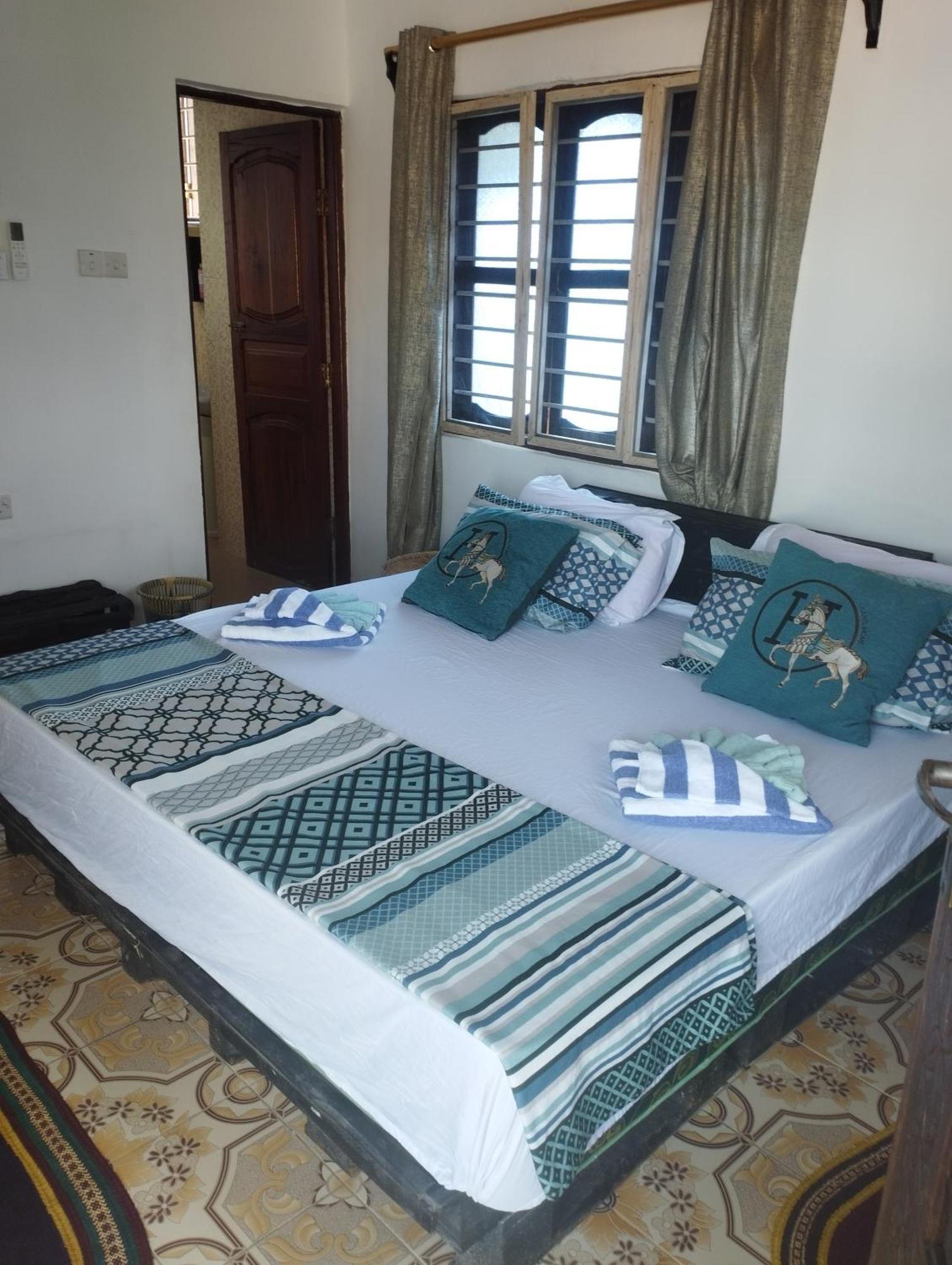 Luca&Irina Airport Comfort Zanzibar Extérieur photo